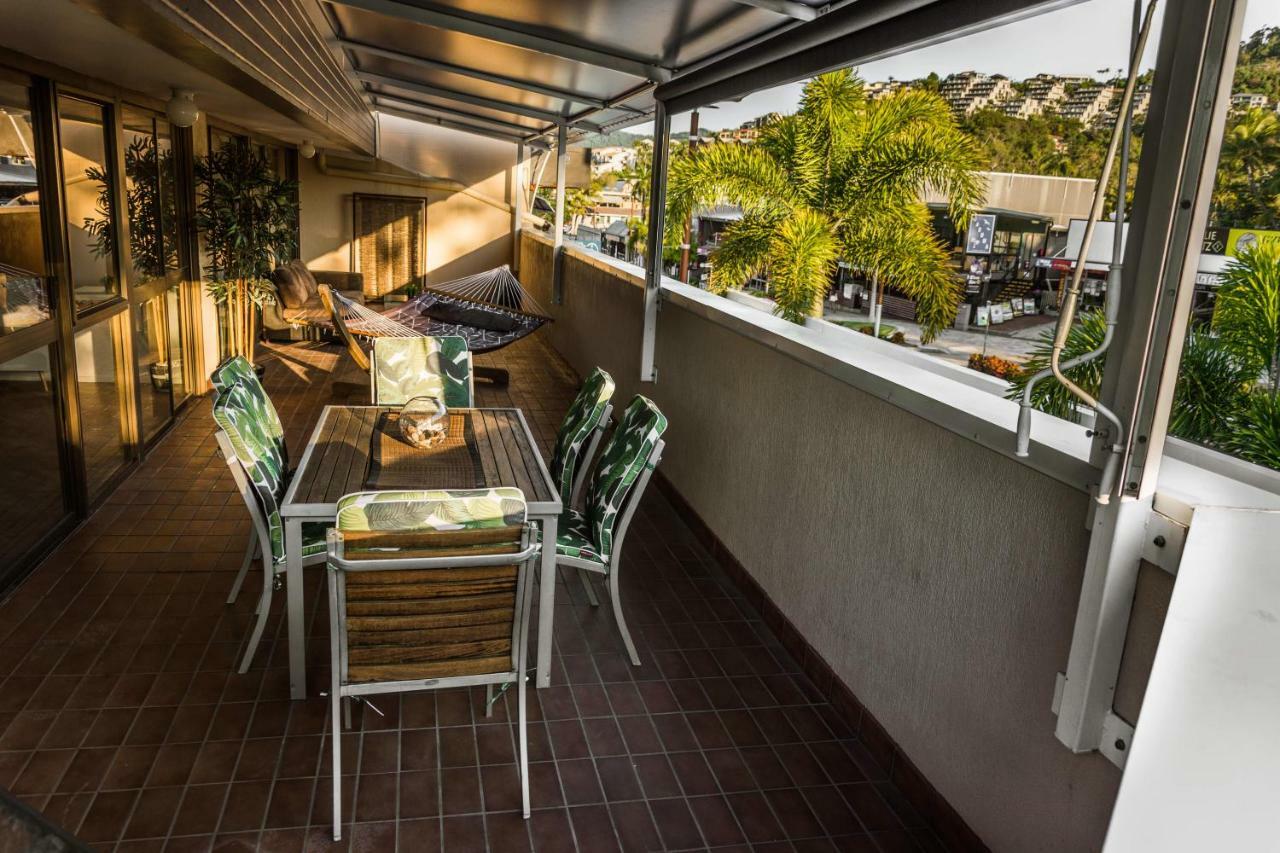 Colonial Court Beachfront Motel & Holiday Stay Эйрли-Бич Экстерьер фото